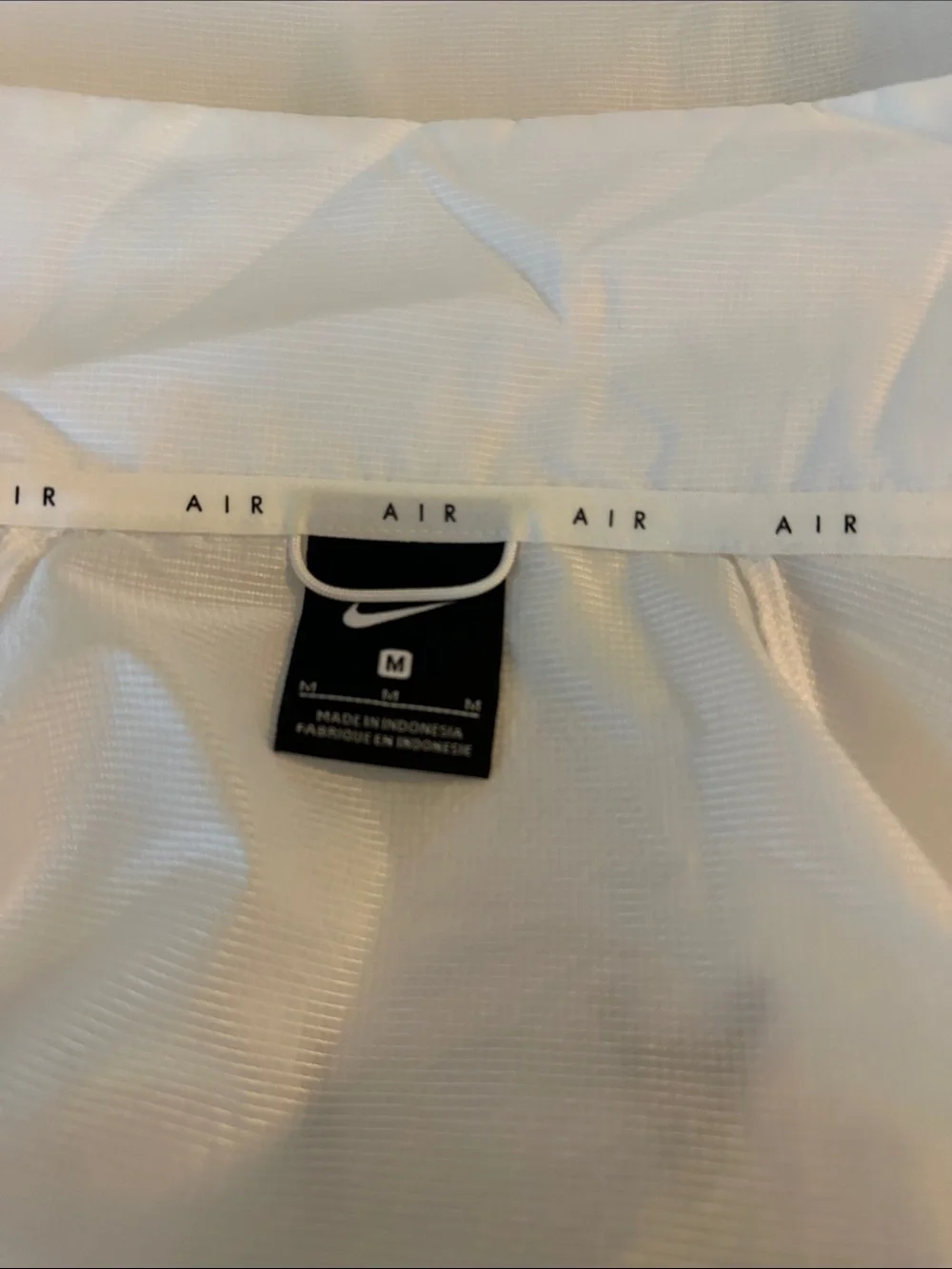 Nike Women’s white sheer Jacket size Medium